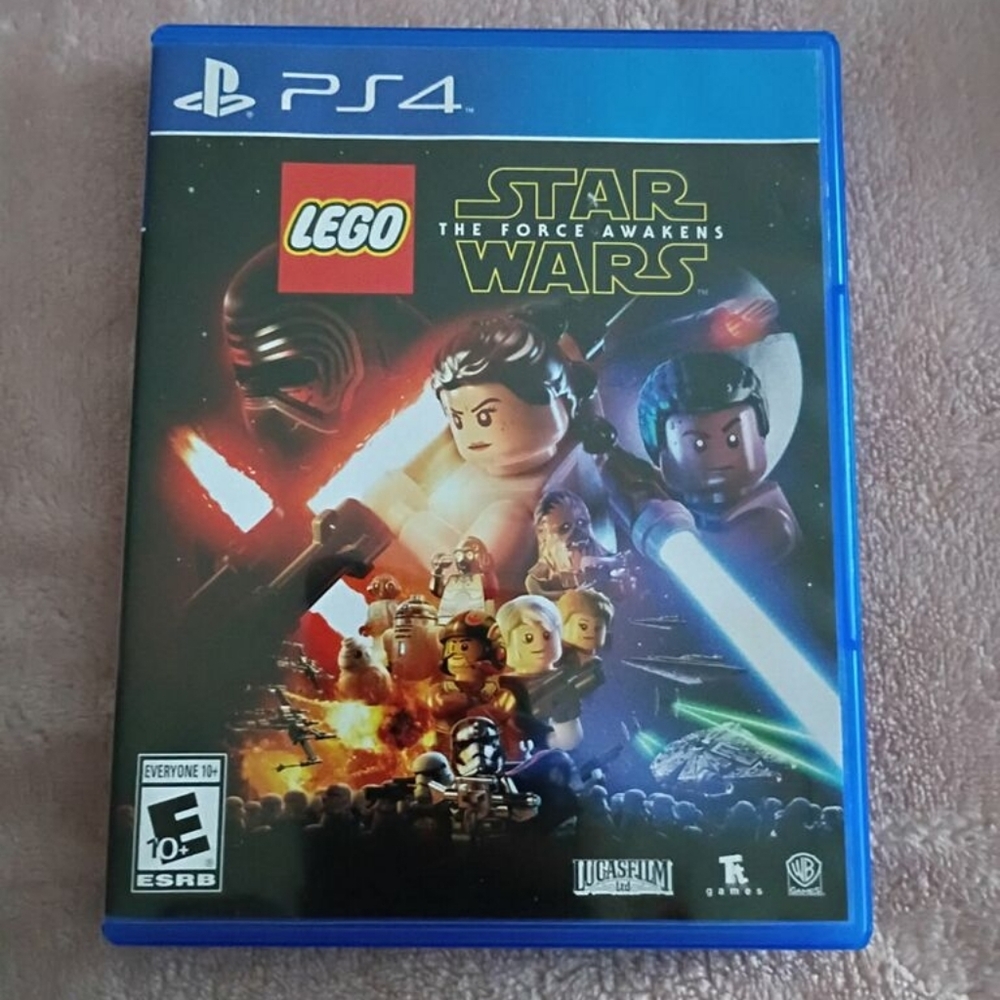 LEGO Star Wars: The Force Awakens PS4 Game Pre-Owned‎